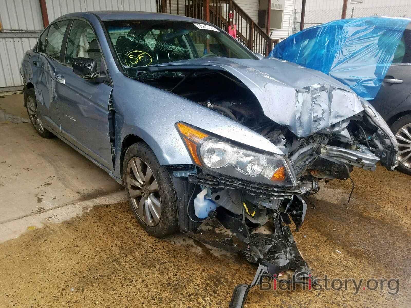 Photo 1HGCP3F70CA004516 - HONDA ACCORD EX 2012