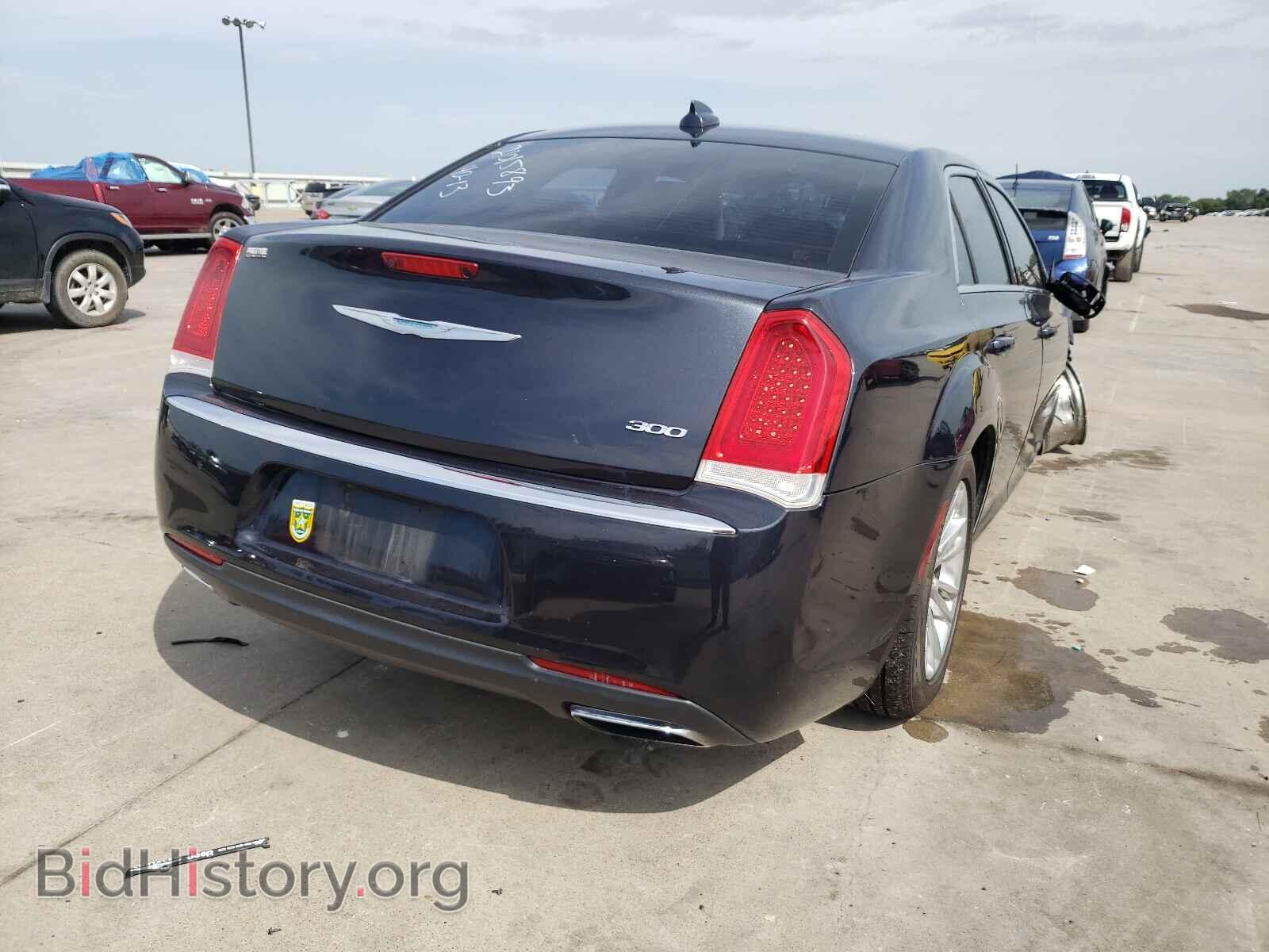 2017 CHRYSLER 300 - VIN: 2C3CCAAGXHH521695 - Фото 4