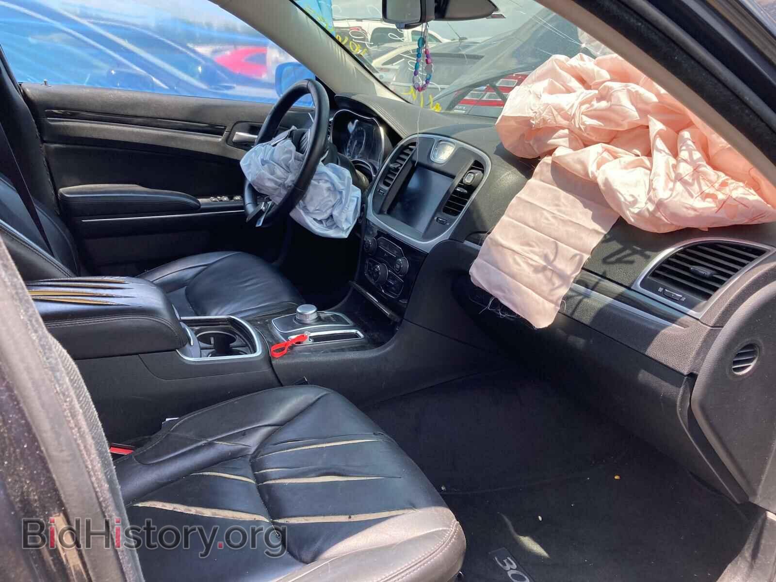 2017 CHRYSLER 300 - VIN: 2C3CCAAGXHH521695 - Фото 5