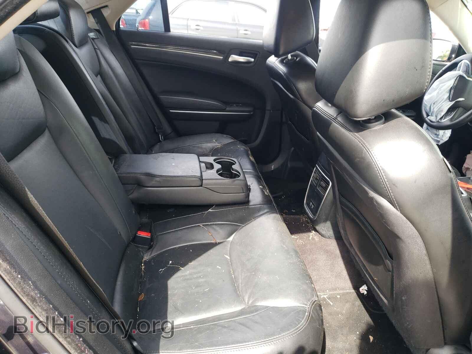 2017 CHRYSLER 300 - VIN: 2C3CCAAGXHH521695 - Фото 6