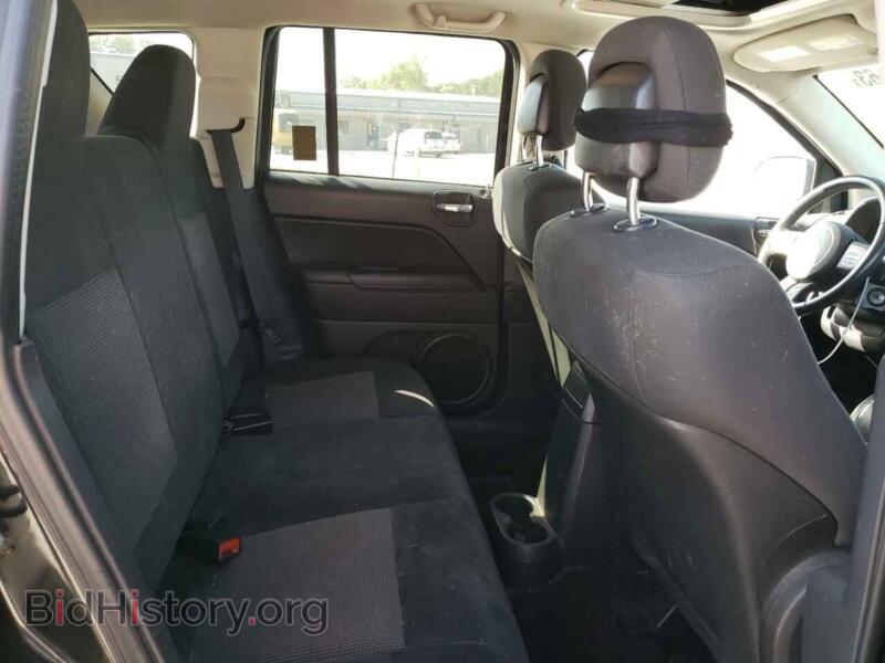 2012 Jeep COMPASS (VIN 1C4NJDEBXCD558679) — фото 10 из 12