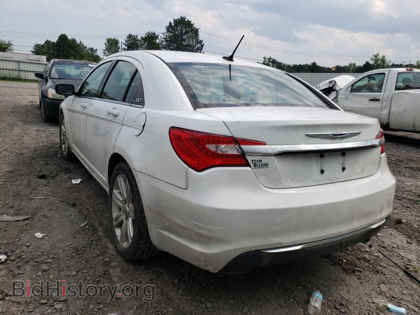 2013 CHRYSLER 200 - VIN: 1C3CCBAB8DN736004 - Фото 3