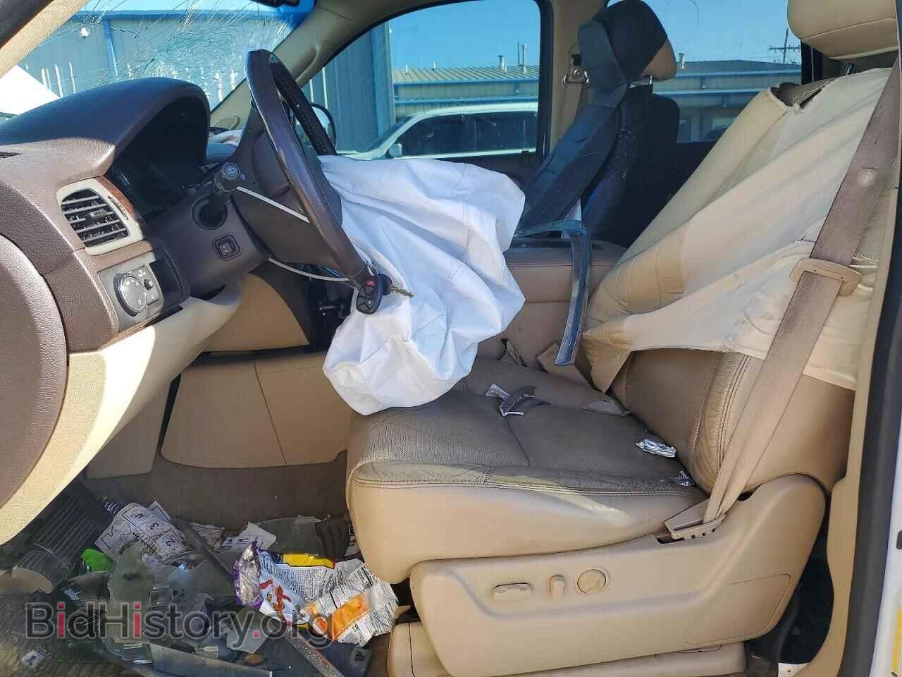 2011 GMC YUKON - VIN: 1GKS2EEF4BR105009 - Photo 7