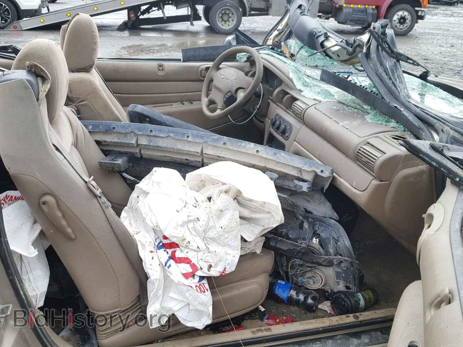 2004 CHRYSLER SEBRING - VIN: 1C3EL45X74N180357 - Фото 5
