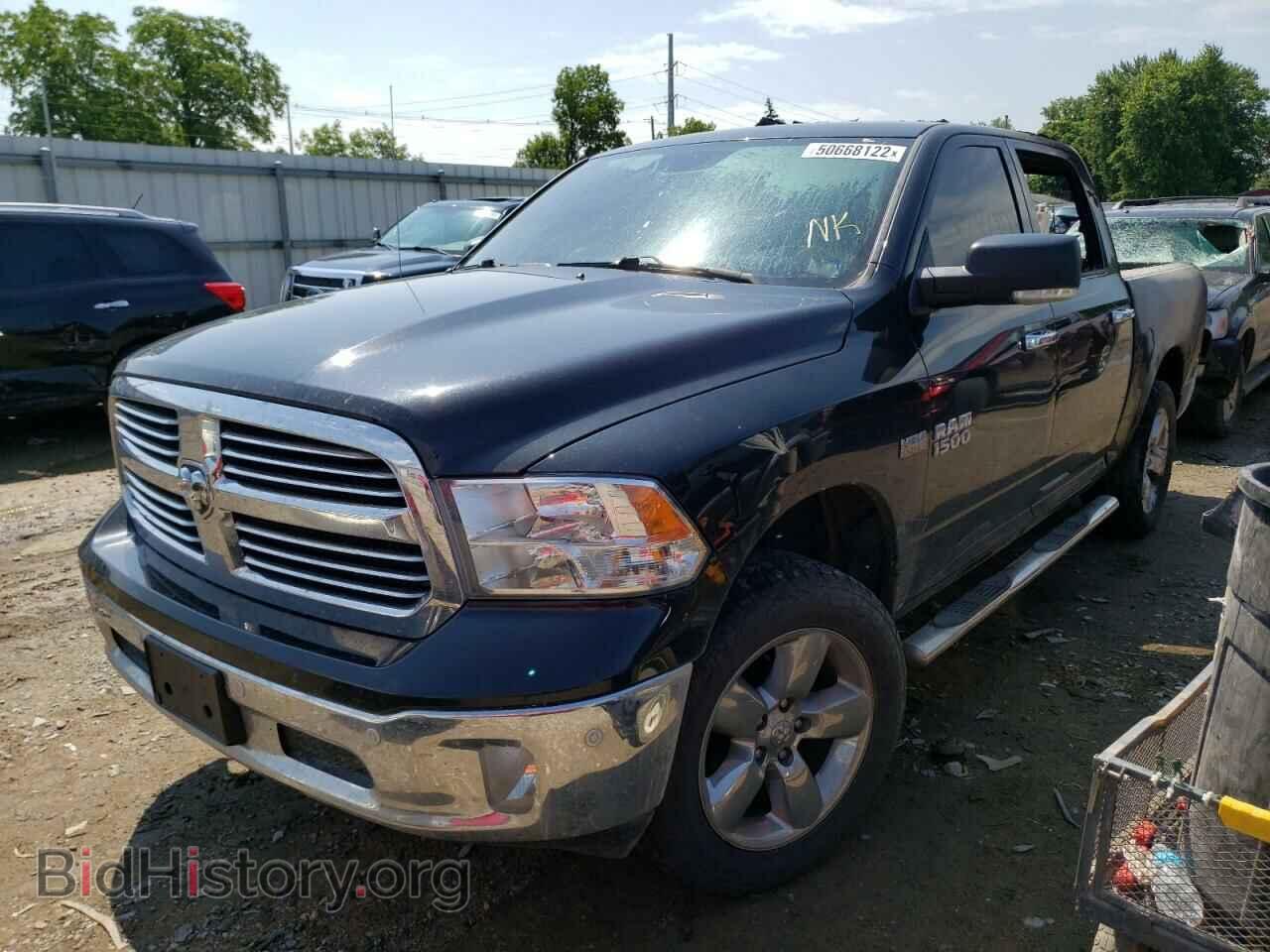 2017 RAM 1500 - VIN: 1C6RR7LT1HS780030 - Фото 2