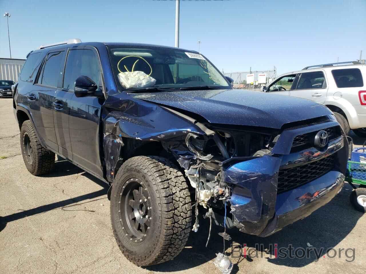 Фотография JTEBU5JR0J5573326 - TOYOTA 4RUNNER 2018