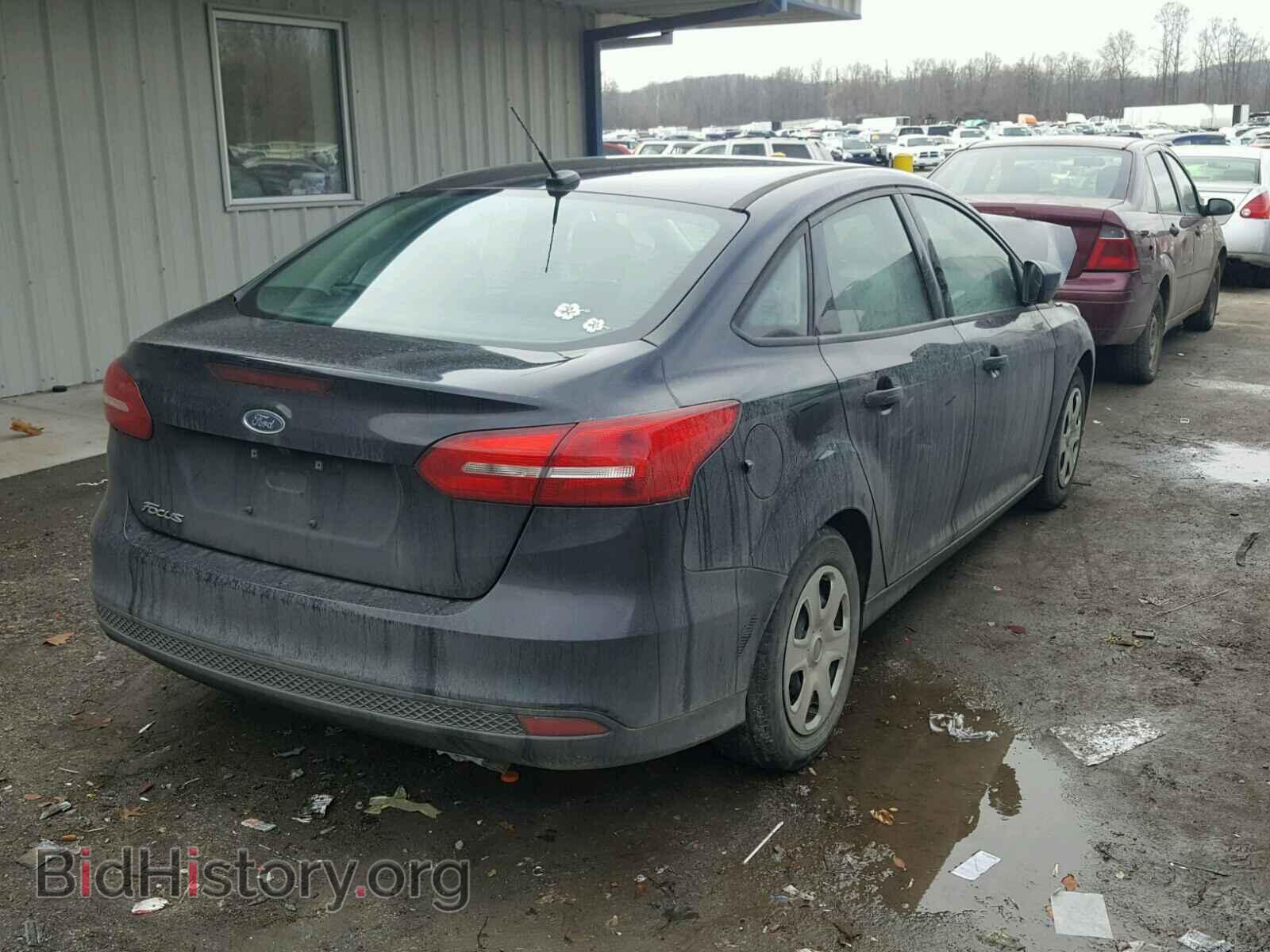 2015 FORD FOCUS - VIN: 1FADP3E28FL328143 - Photo 4