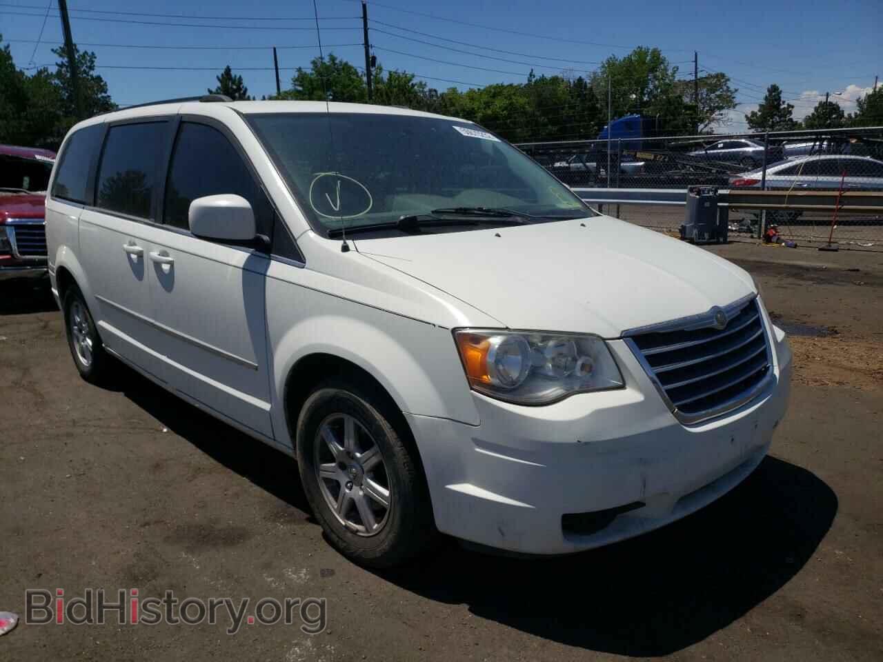 Photo 2A4RR5D13AR491565 - CHRYSLER MINIVAN 2010