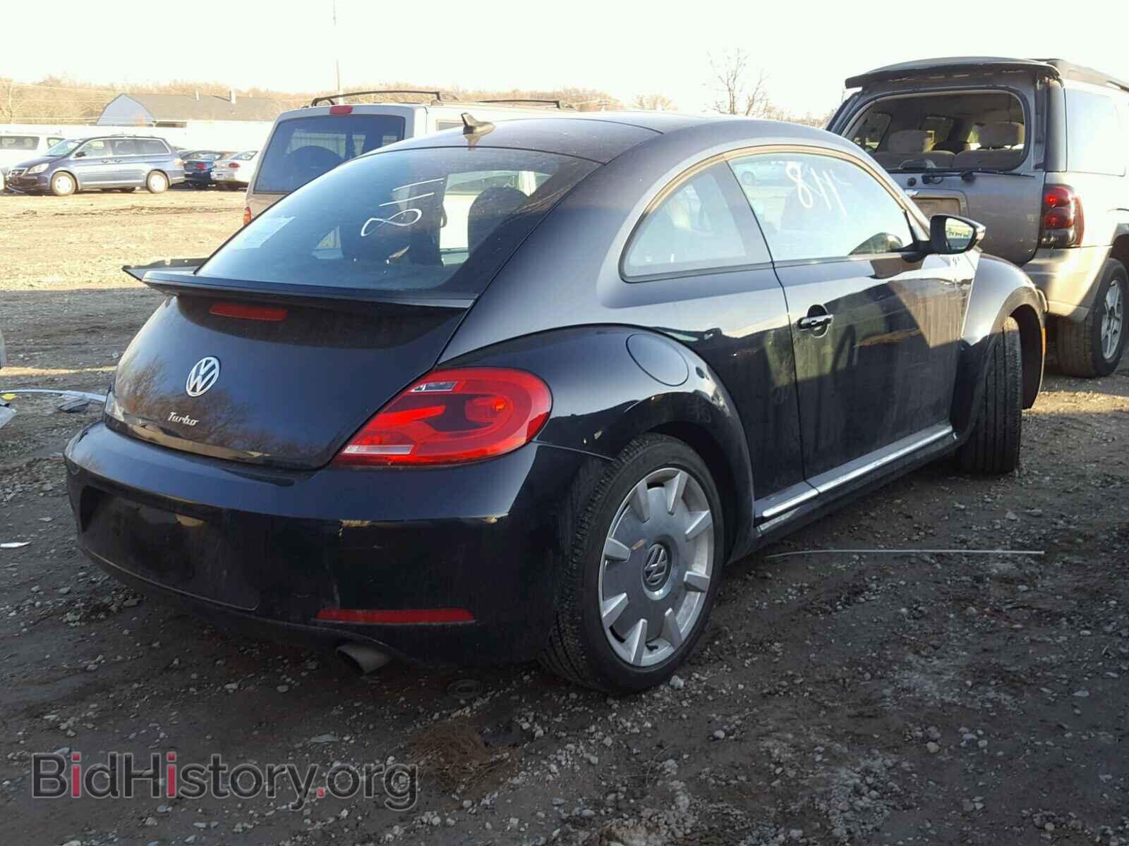 2013 VOLKSWAGEN BEETLE - VIN: 3VWVA7AT6DM655932 - Фото 4