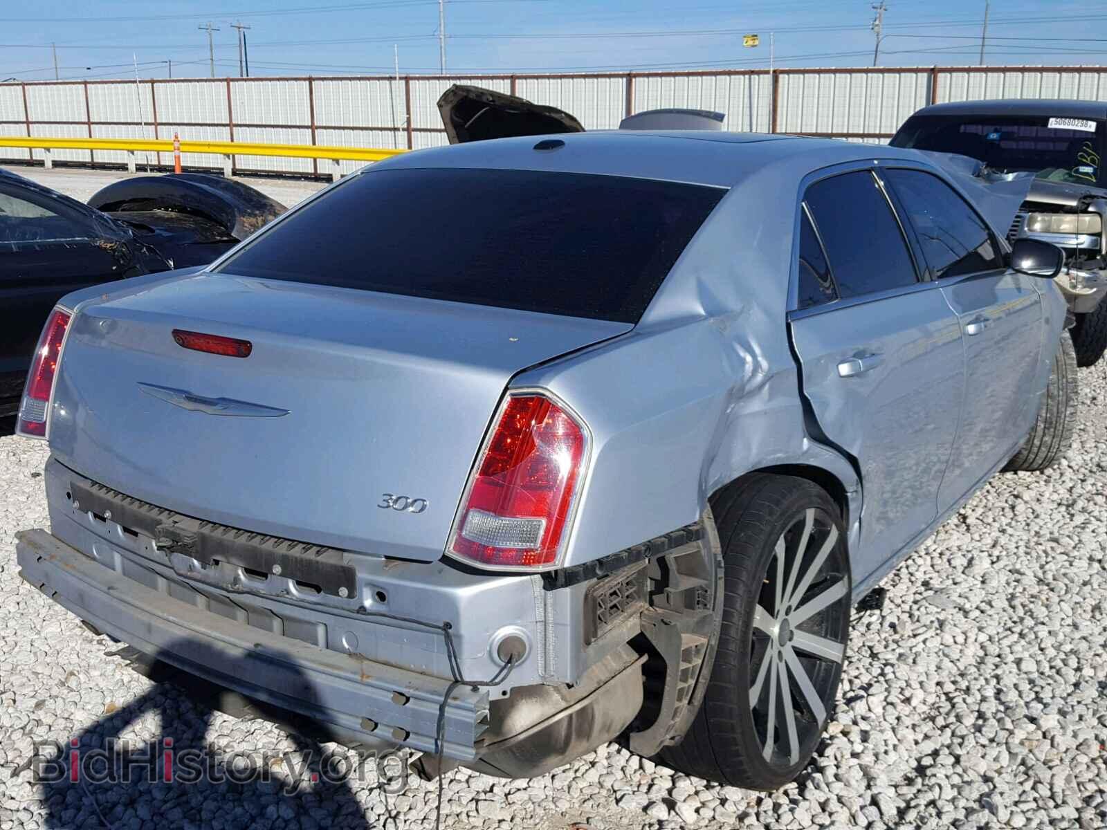 2013 CHRYSLER 300 - VIN: 2C3CCAAG6DH657154 - Фото 4