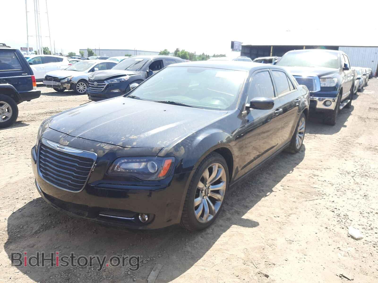 2014 CHRYSLER 300 - VIN: 2C3CCABG4EH377930 - Фото 2