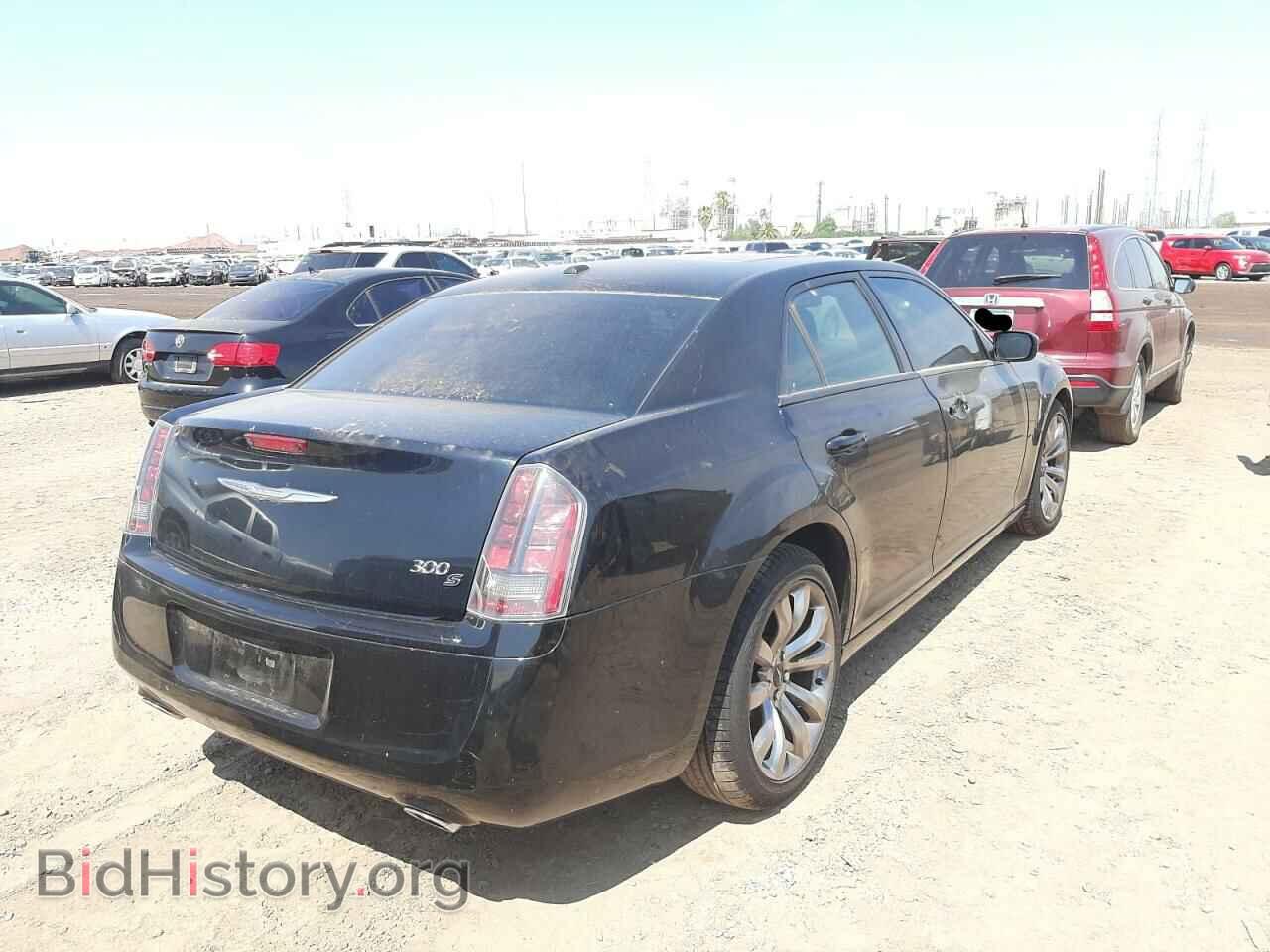 2014 CHRYSLER 300 - VIN: 2C3CCABG4EH377930 - Фото 4