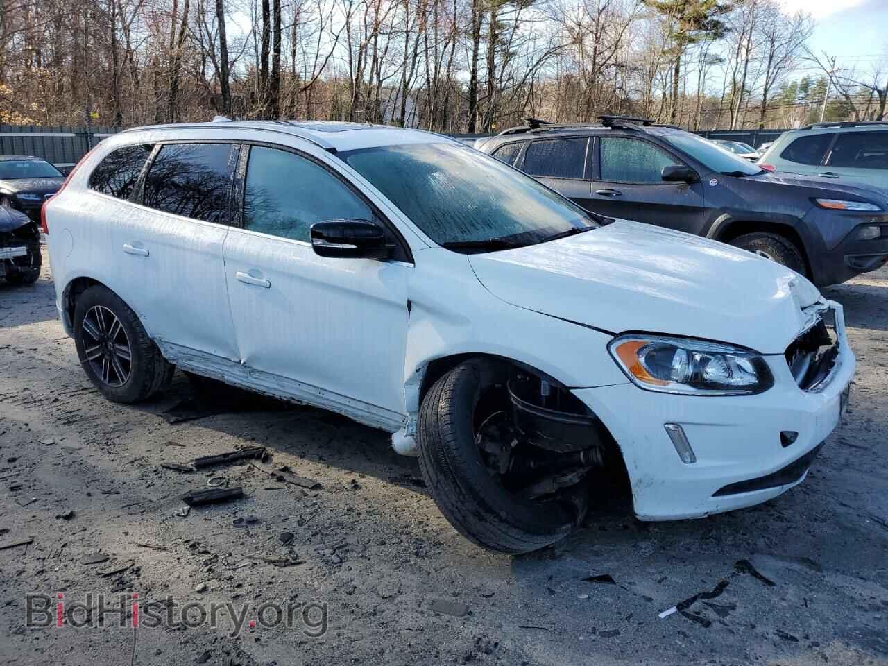 2017 VOLVO XC60 - VIN: YV440MRR2H2022718 - Фото 4