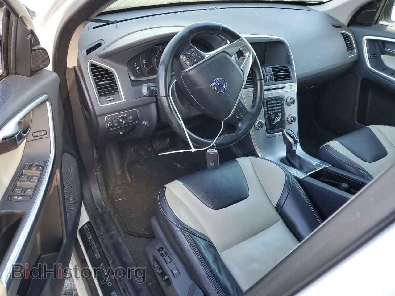 2017 VOLVO XC60 - VIN: YV440MRR2H2022718 - Фото 8