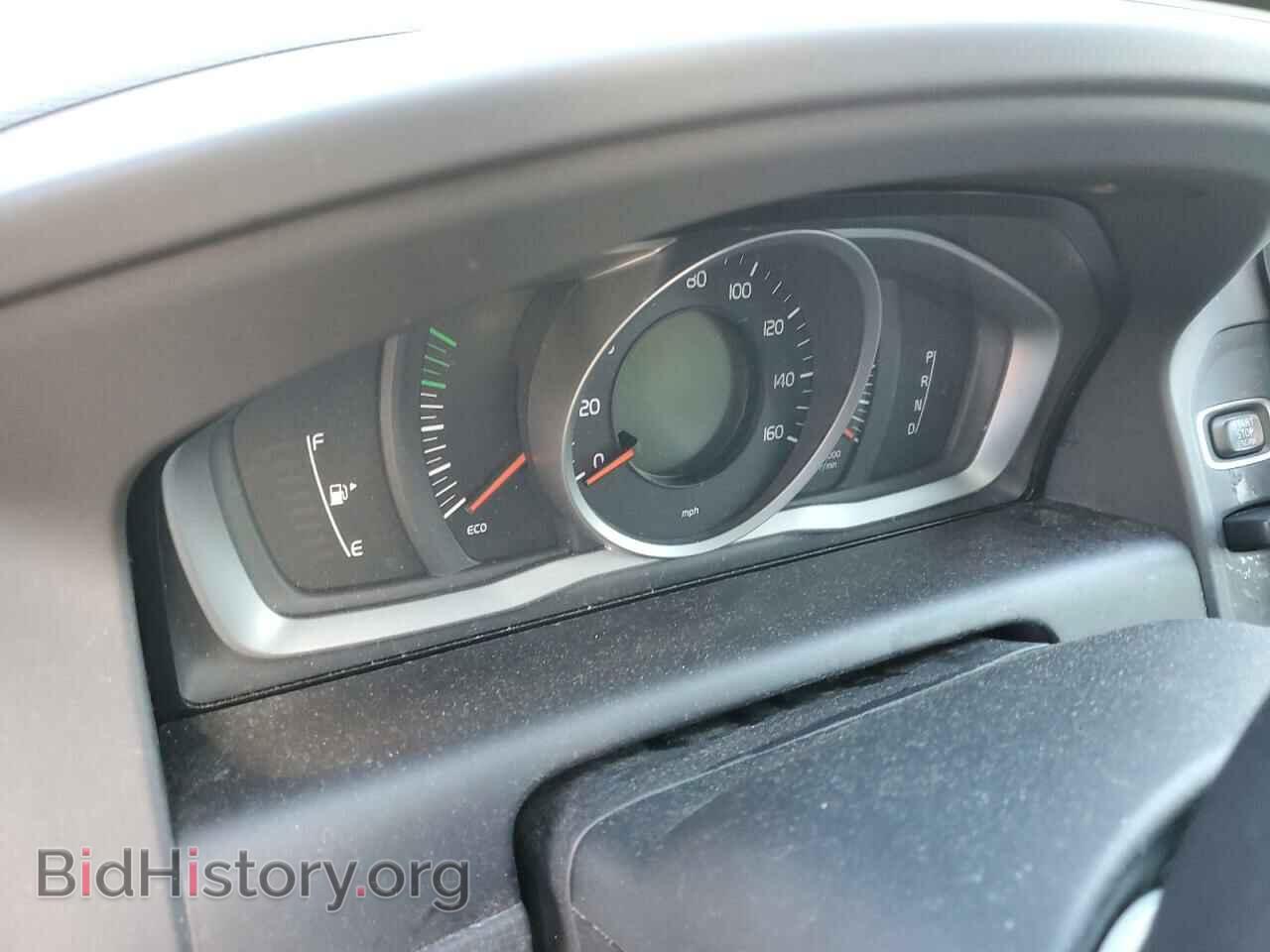 2017 VOLVO XC60 - VIN: YV440MRR2H2022718 - Фото 9