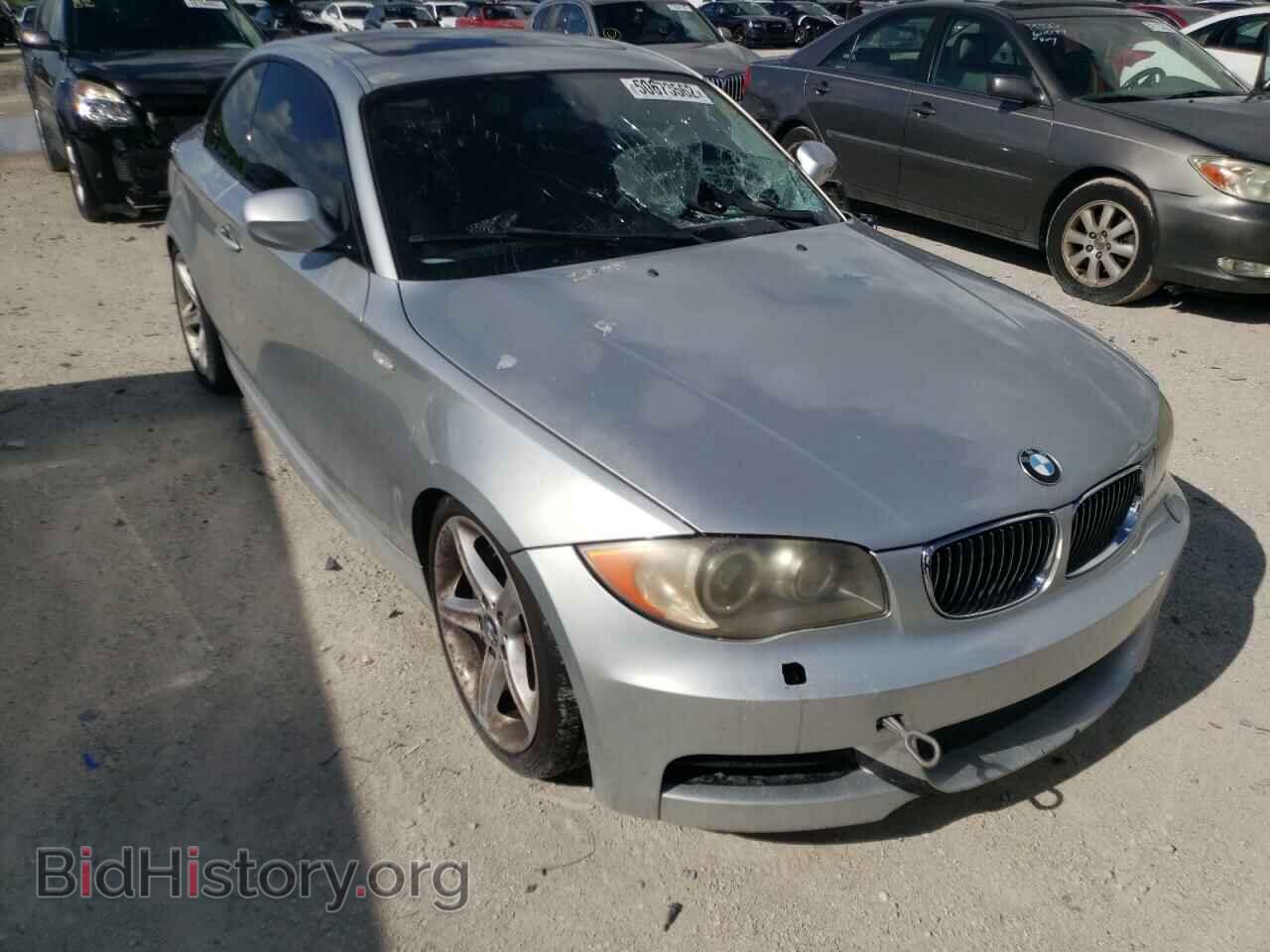 Photo WBAUC9C53BVM09553 - BMW 1 SERIES 2011