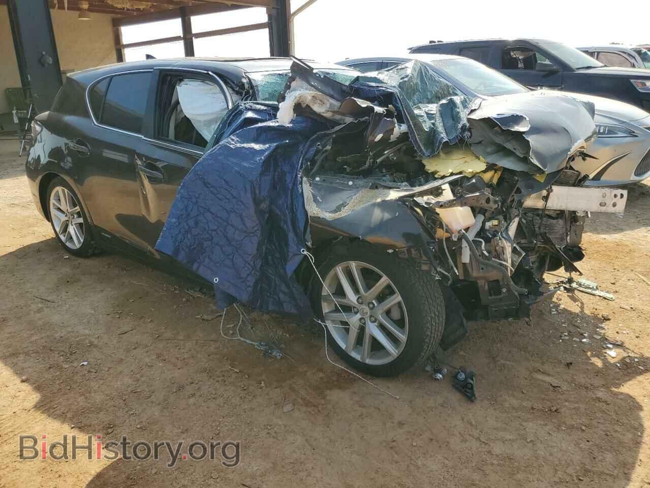 2014 LEXUS CT 200 - VIN: JTHKD5BH4E2175648 - Photo 4