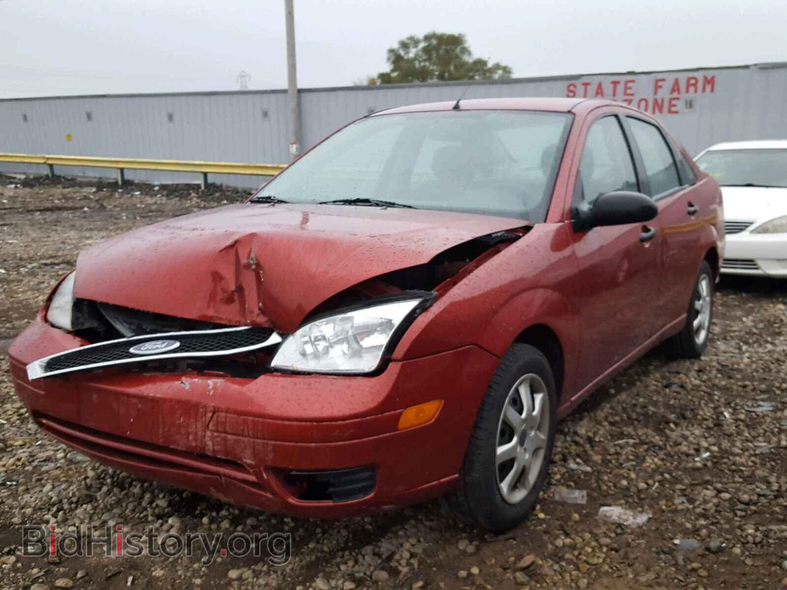 2005 FORD FOCUS - VIN: 1FAFP34N85W259570 - Фото 2