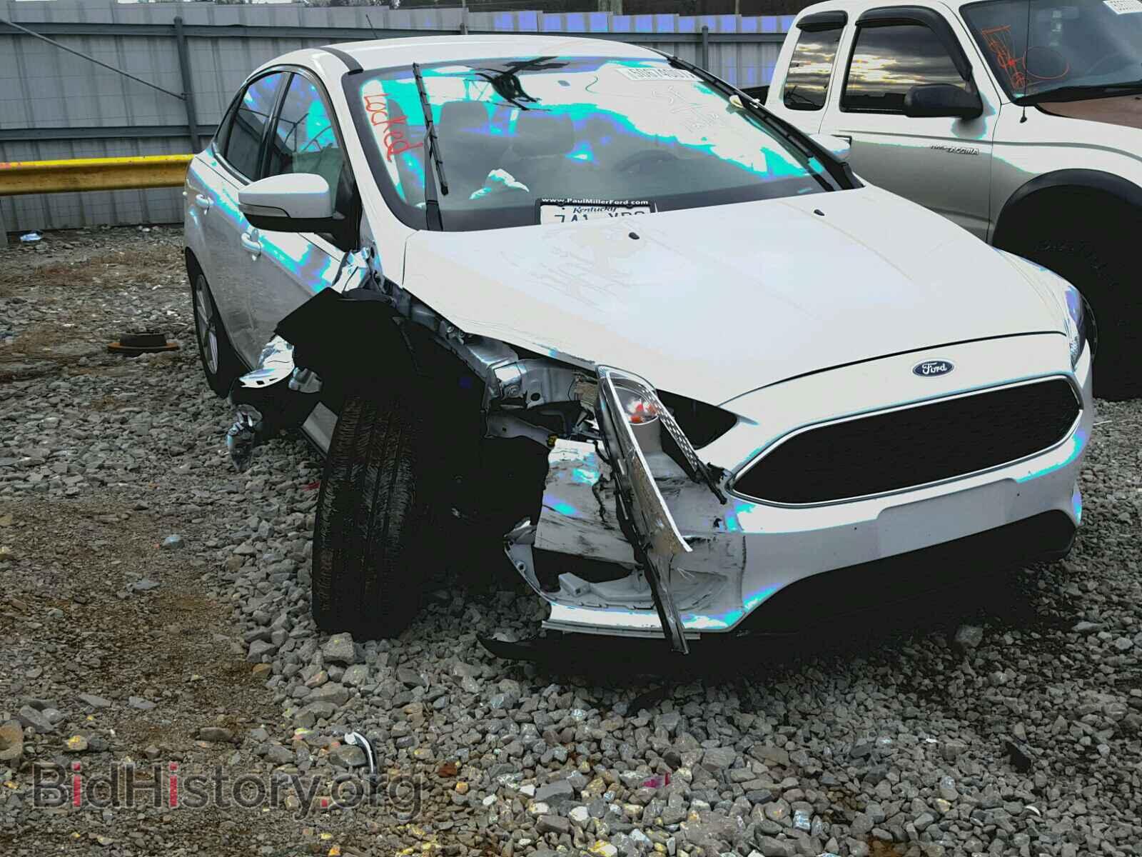 Photo 1FADP3F29HL276135 - FORD FOCUS 2017