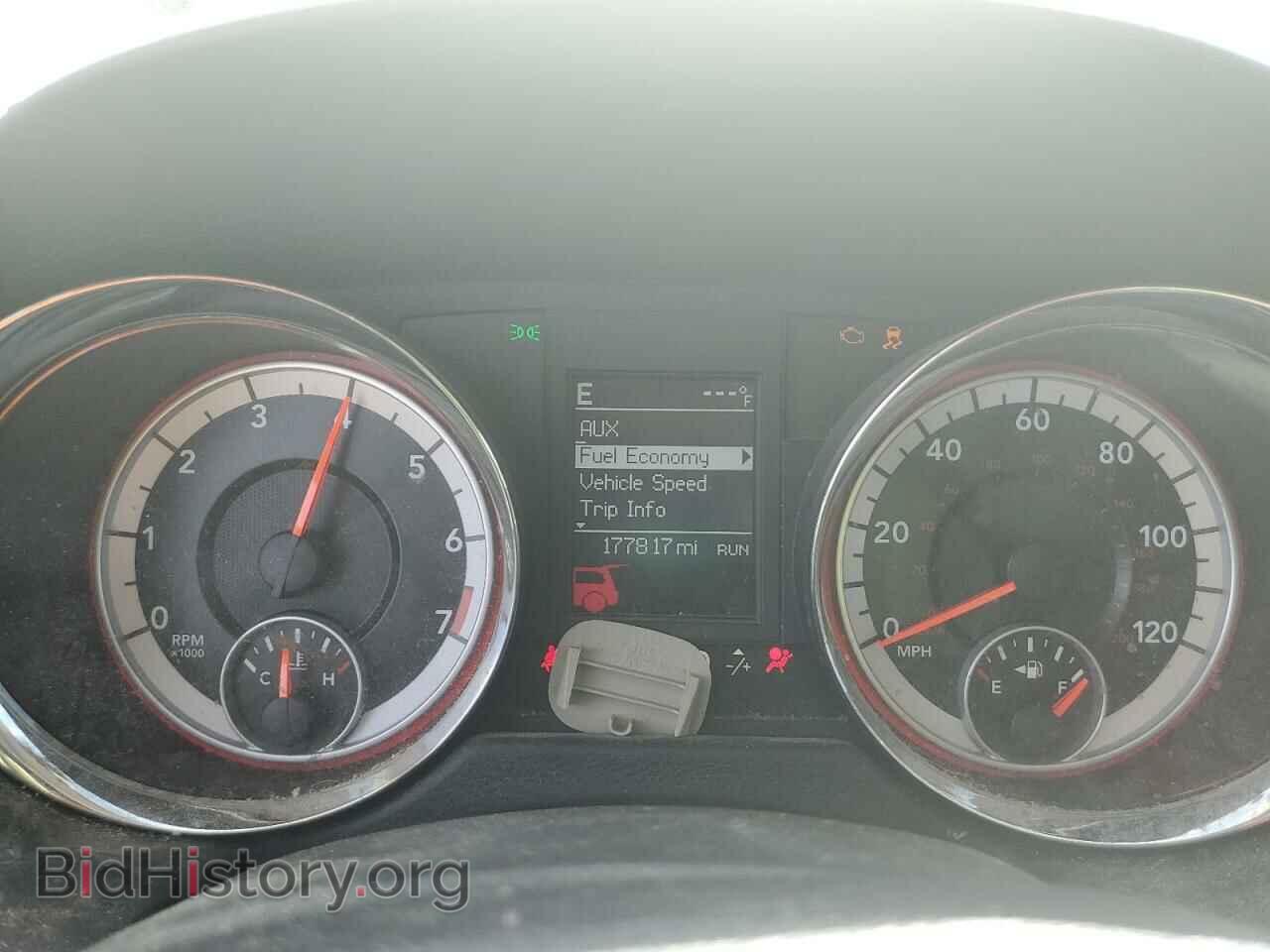 2011 DODGE CARAVAN - VIN: 2D4RN5DG5BR654758 - Photo 9