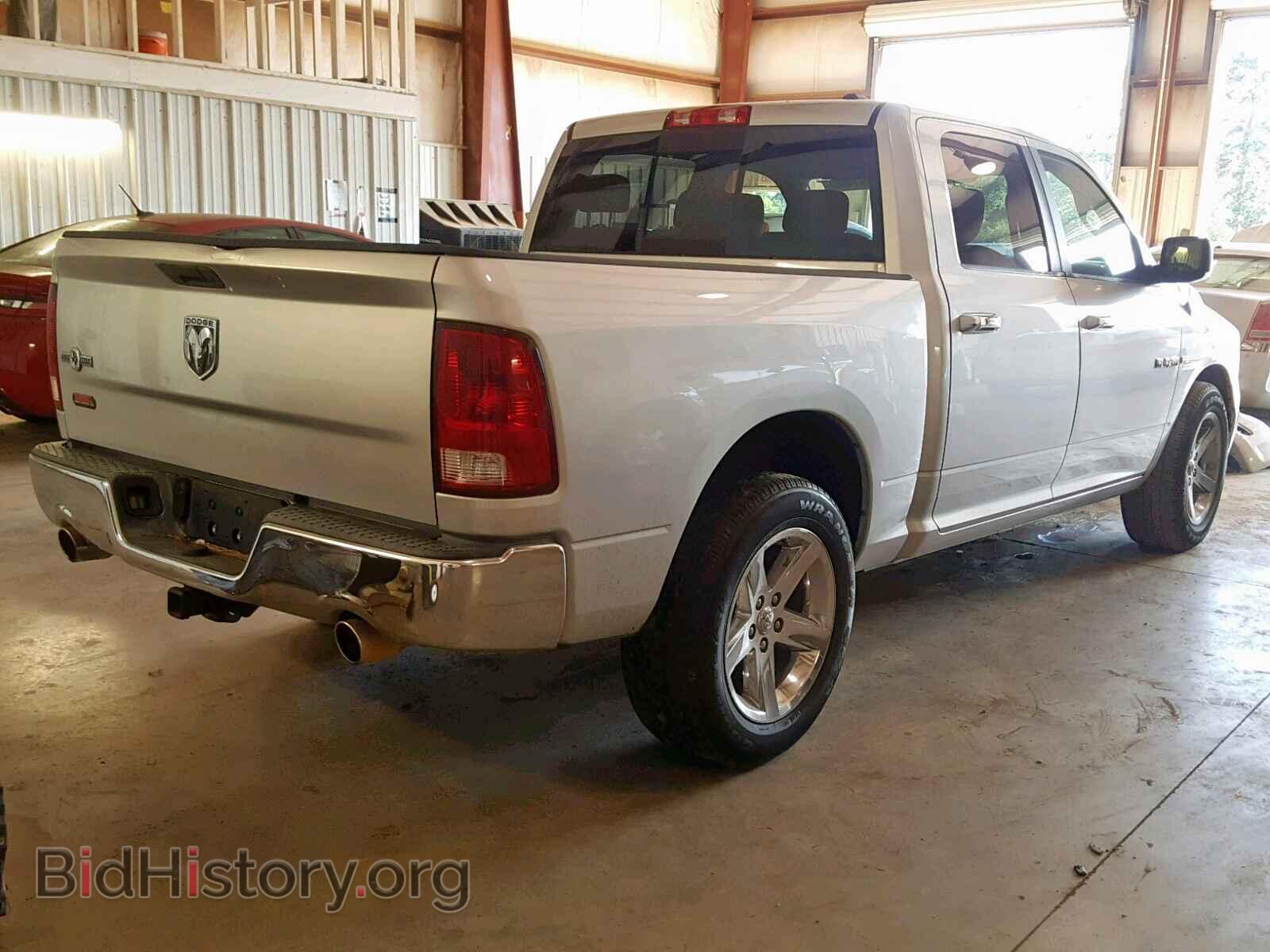 2010 DODGE RAM 1500 - VIN: 1D7RB1CT5AS107201 - Фото 4