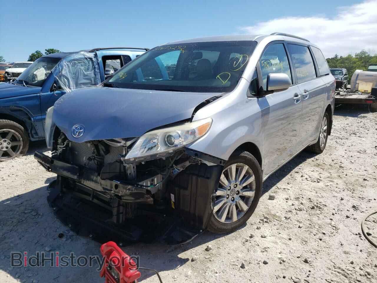 2012 TOYOTA SIENNA - VIN: 5TDJK3DC8CS041207 - Фото 2