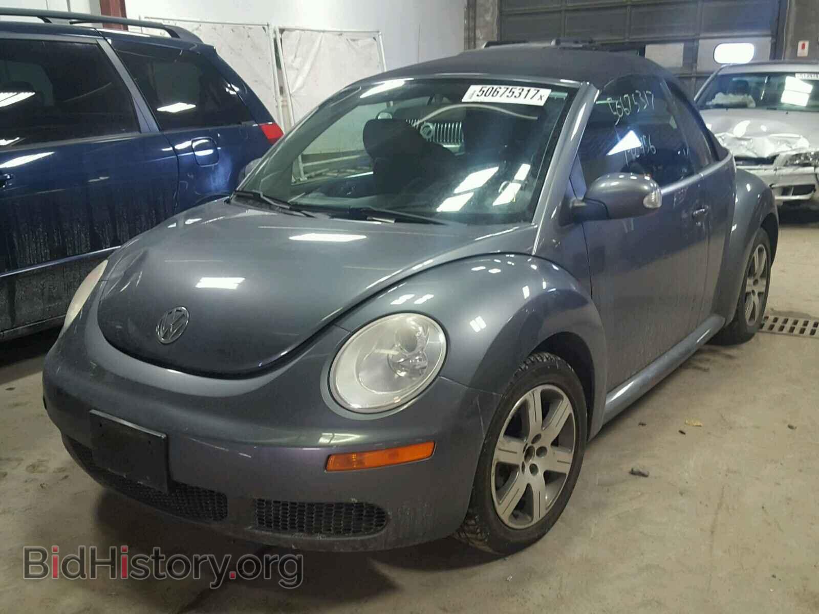 2006 VOLKSWAGEN BEETLE - VIN: 3VWRF31Y76M315621 - Фото 2