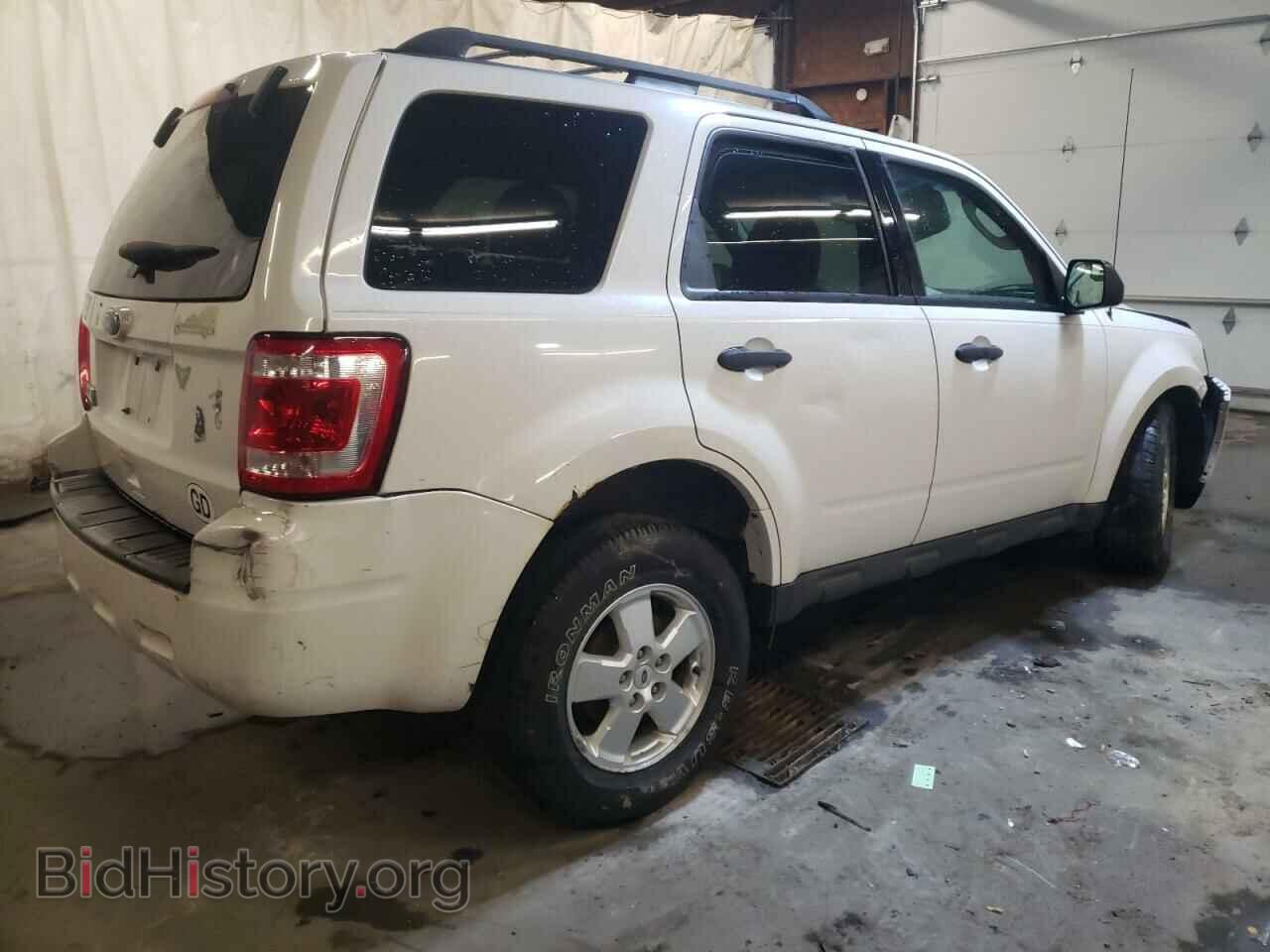 2010 FORD ESCAPE - VIN: 1FMCU9D75AKD36595 - Фото 3