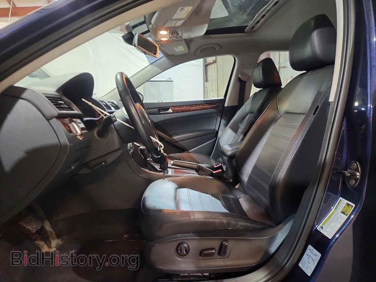2012 VOLKSWAGEN PASSAT - VIN: 1VWCH7A33CC051743 - Фото 7