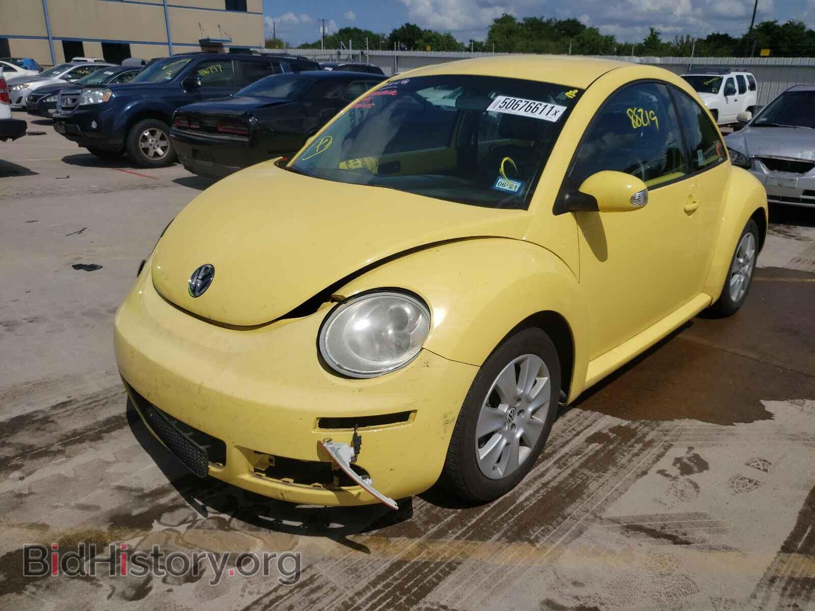 2009 VOLKSWAGEN BEETLE - VIN: 3VWPW31C69M501635 - Фото 2