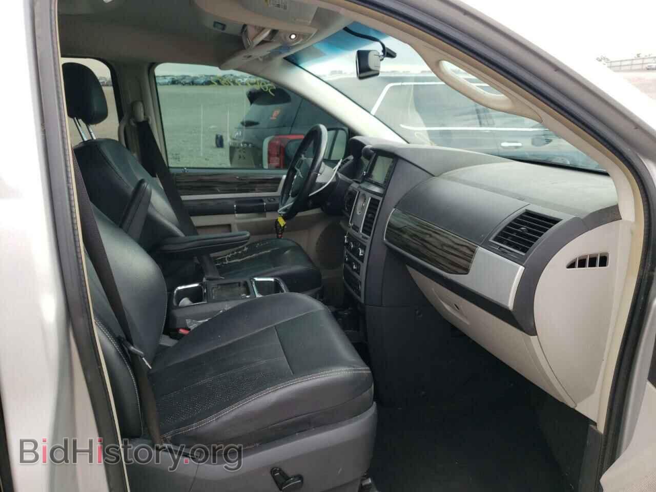 2010 CHRYSLER MINIVAN - VIN: 2A4RR5D12AR279496 - Фото 5