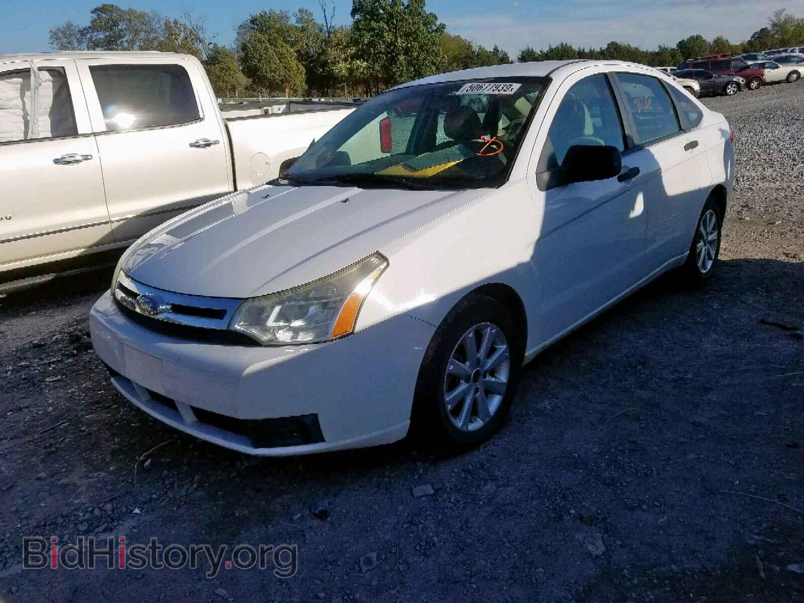 2008 FORD FOCUS - VIN: 1FAHP34N48W154859 - Фото 2