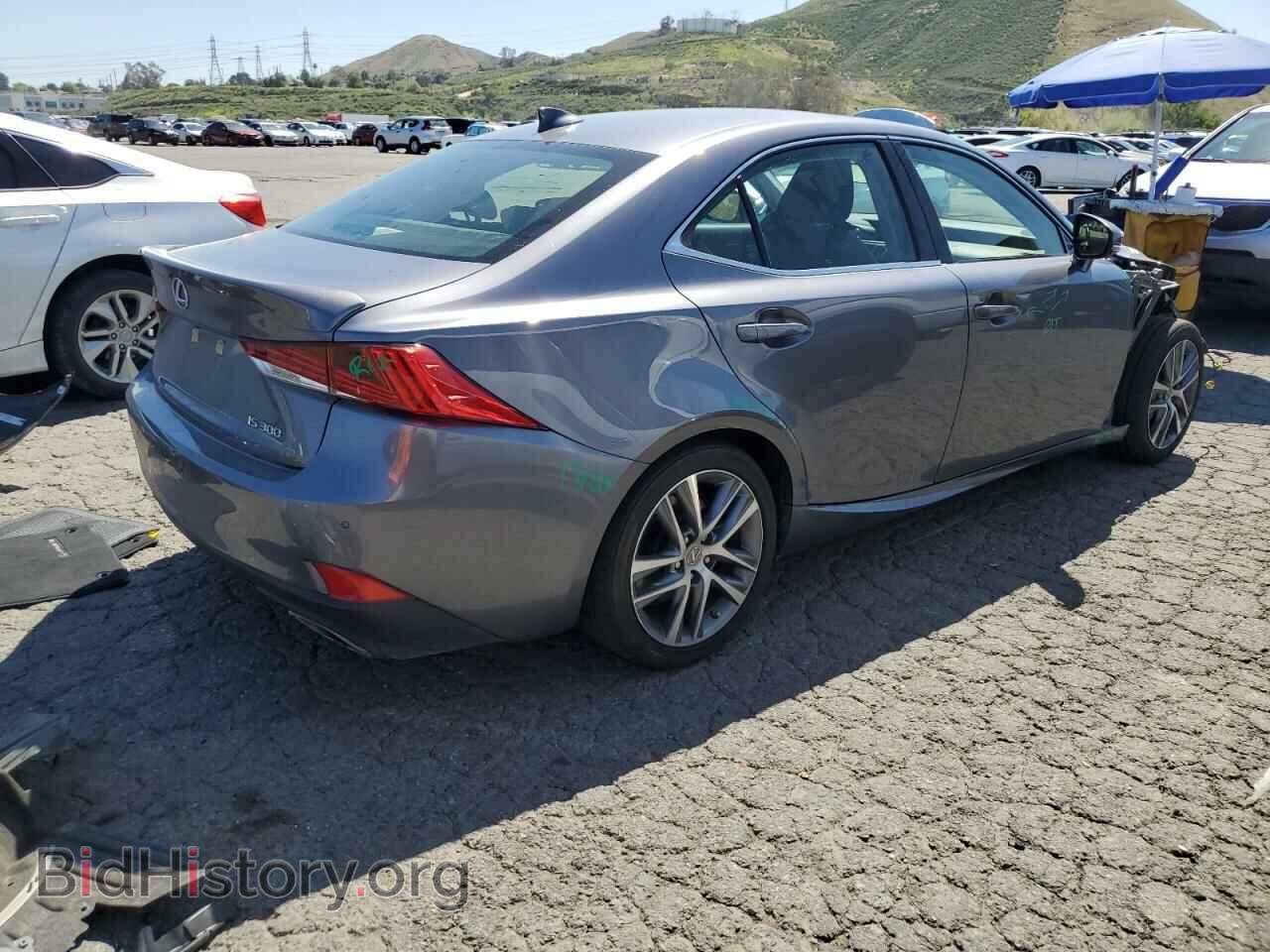 2020 LEXUS IS - VIN: JTHDA1D27L5107875 - Фото 3