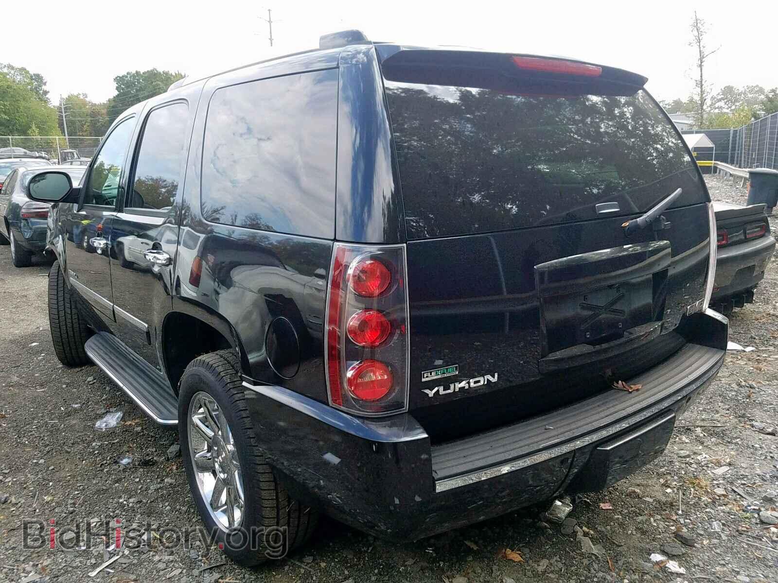 2011 GMC YUKON DENA - VIN: 1GKS2EEF4BR388415 - Фото 3