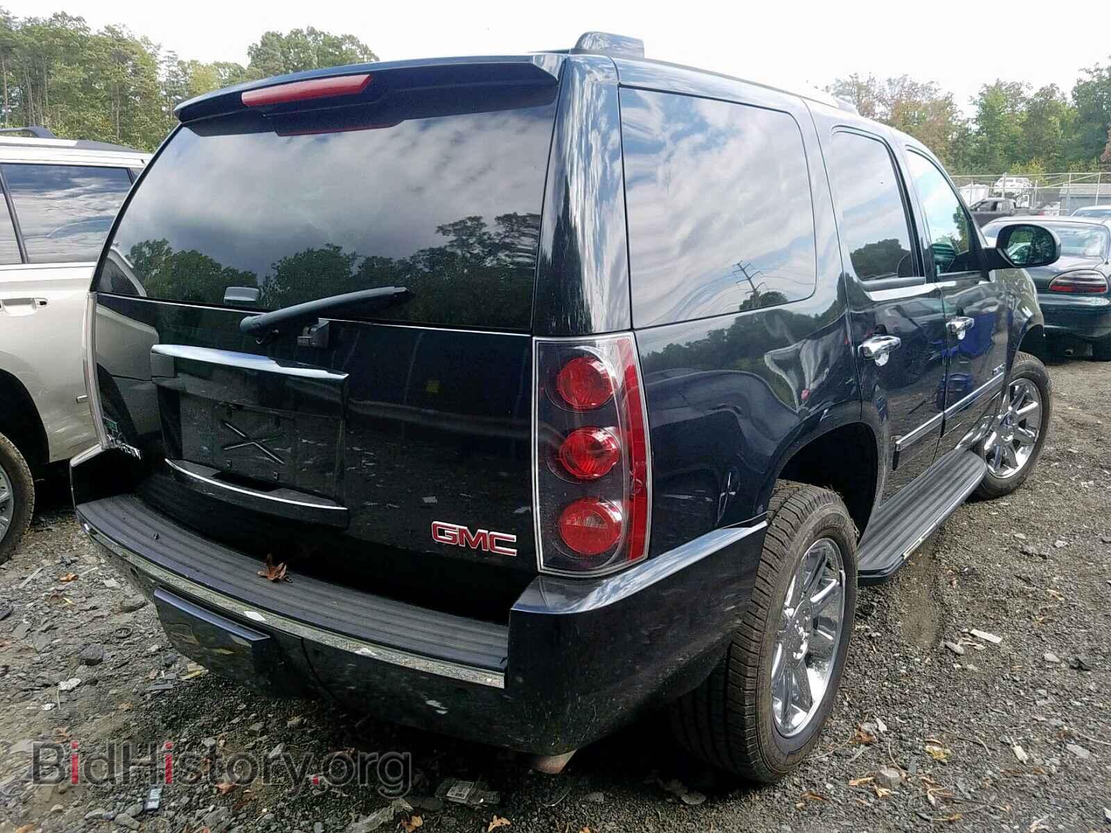 2011 GMC YUKON DENA - VIN: 1GKS2EEF4BR388415 - Фото 4