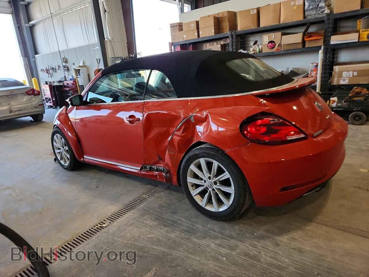 2019 VOLKSWAGEN BEETLE - VIN: 3VW5DAAT1KM507057 - Фото 2