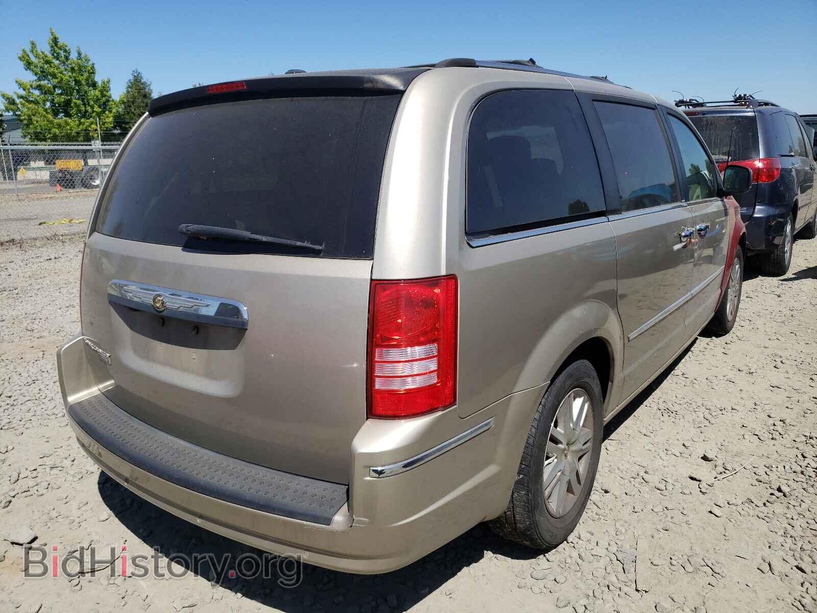 2008 CHRYSLER MINIVAN - VIN: 2A8HR64X08R712828 - Фото 4