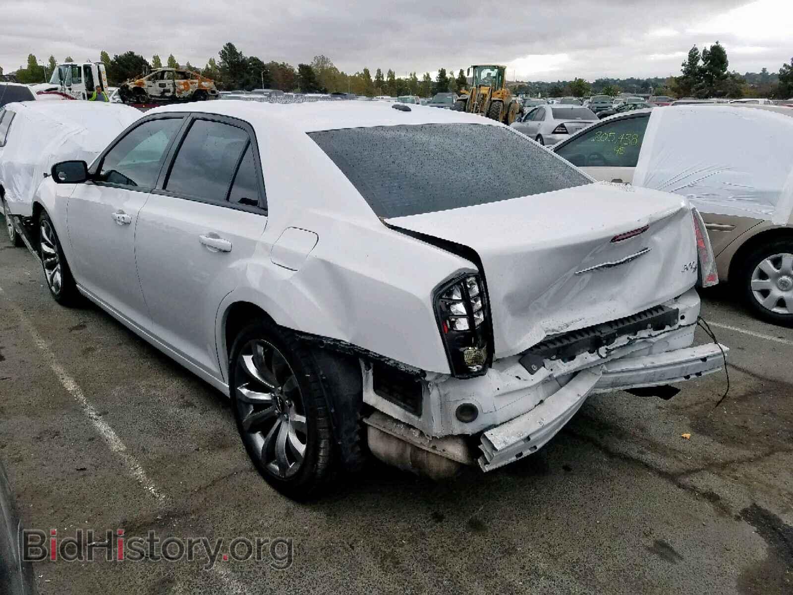 2014 CHRYSLER 300 - VIN: 2C3CCABGXEH250759 - Фото 3