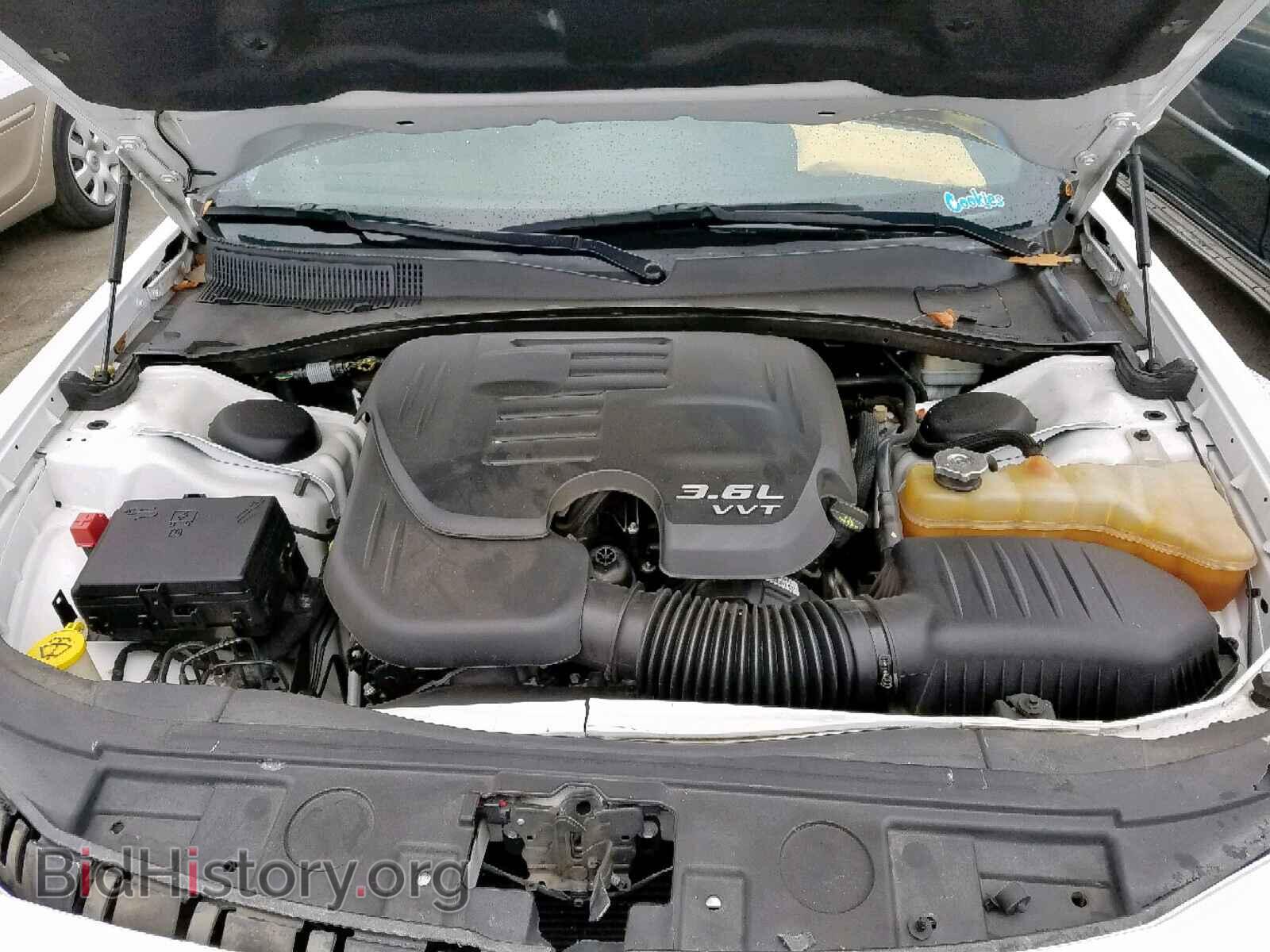 2014 CHRYSLER 300 - VIN: 2C3CCABGXEH250759 - Фото 7