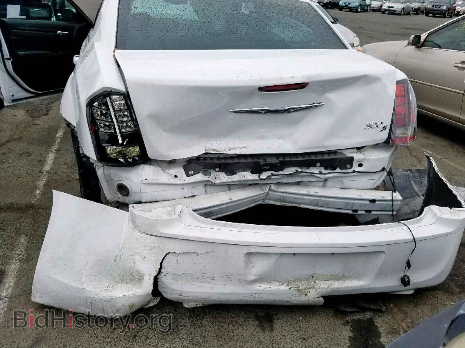 2014 CHRYSLER 300 - VIN: 2C3CCABGXEH250759 - Фото 9