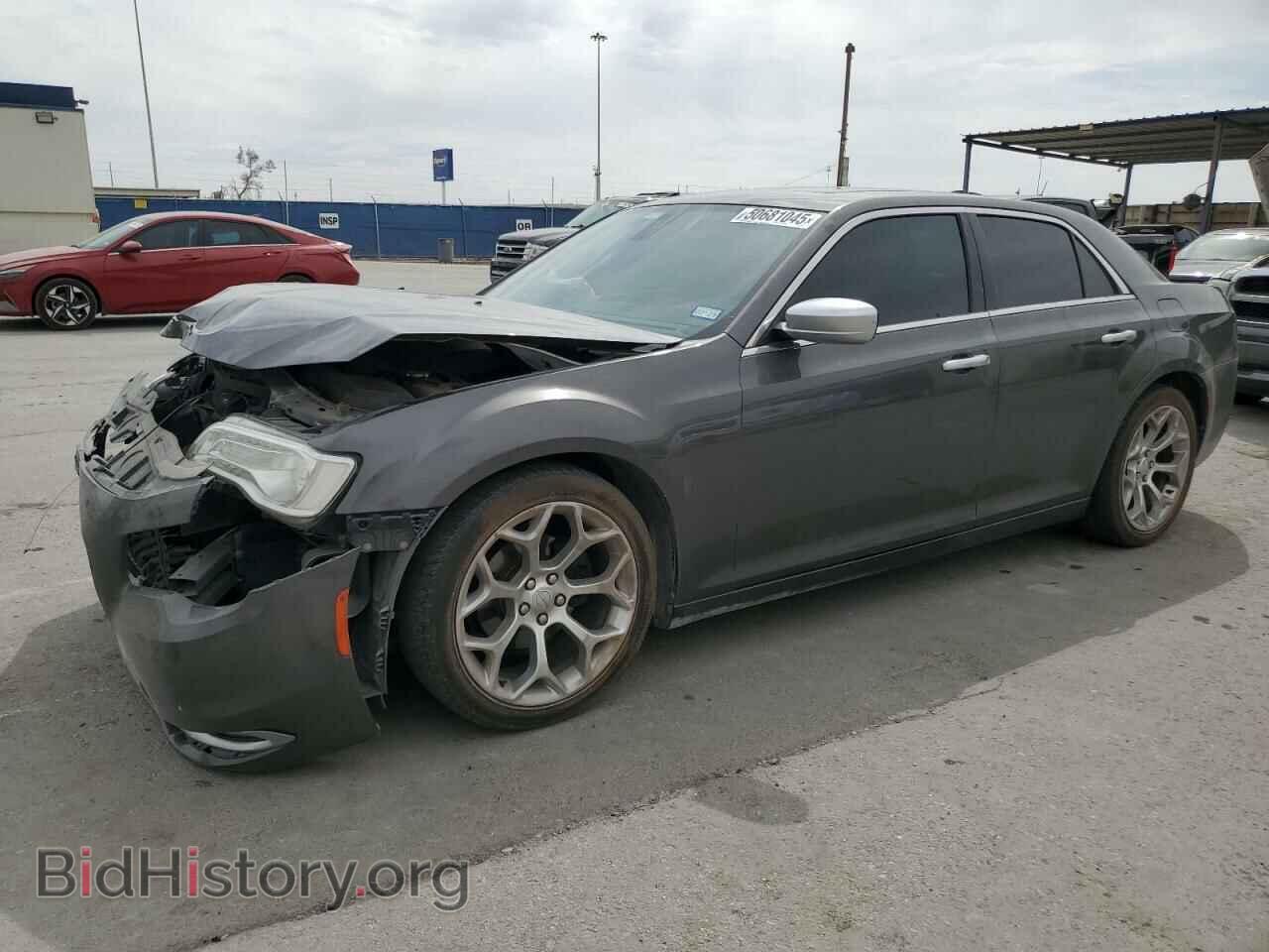 Фотография 2C3CCAPG0HH661231 - CHRYSLER 300 2017