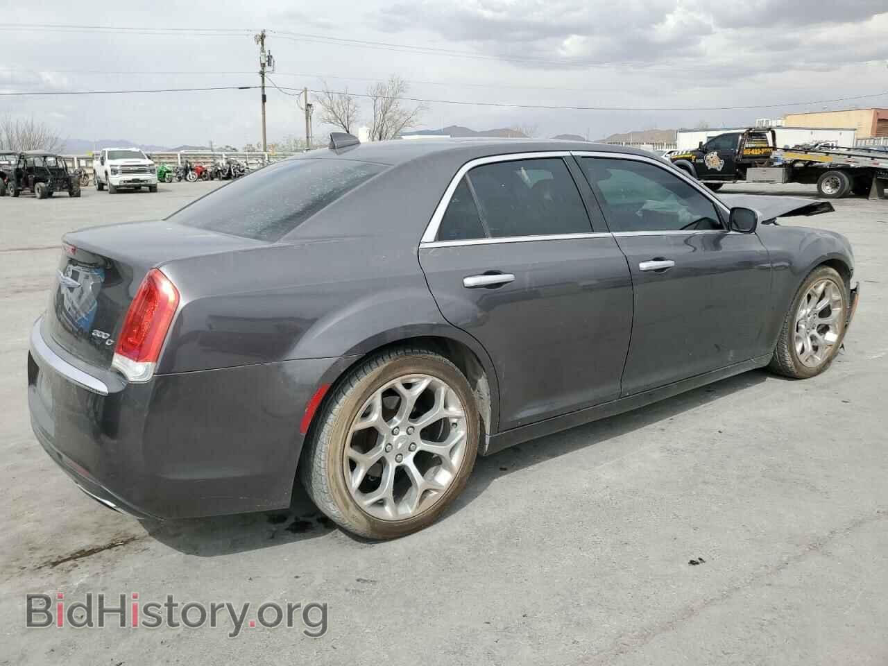 2017 CHRYSLER 300 - VIN: 2C3CCAPG0HH661231 - Фото 3