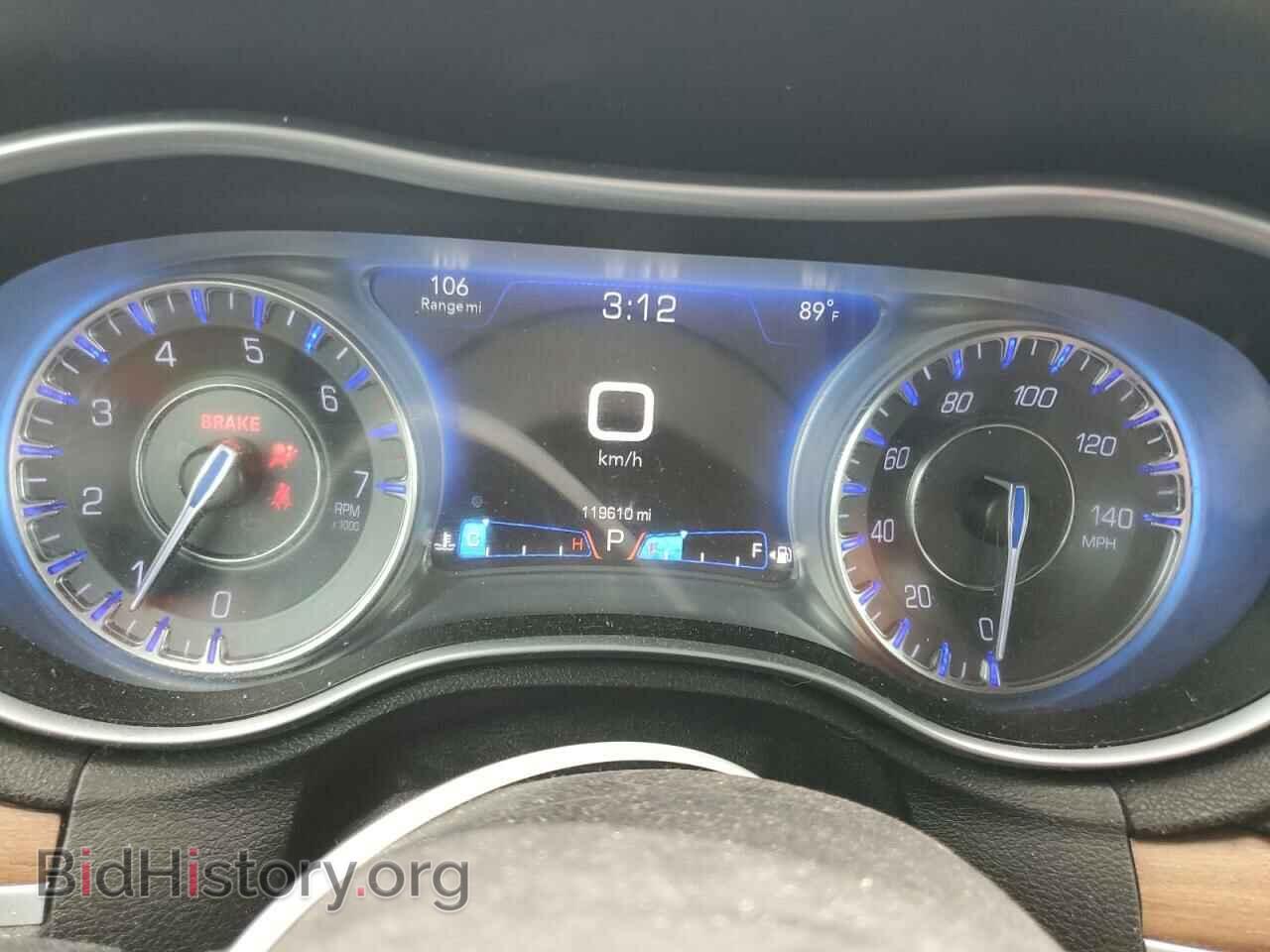 2017 CHRYSLER 300 - VIN: 2C3CCAPG0HH661231 - Фото 9