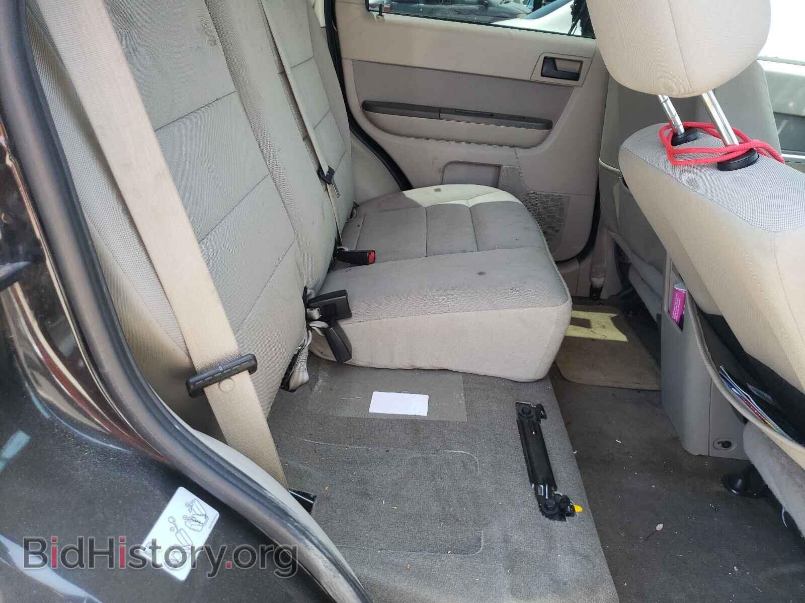 2011 FORD ESCAPE - VIN: 1FMCU4K33BKC18517 - Фото 6