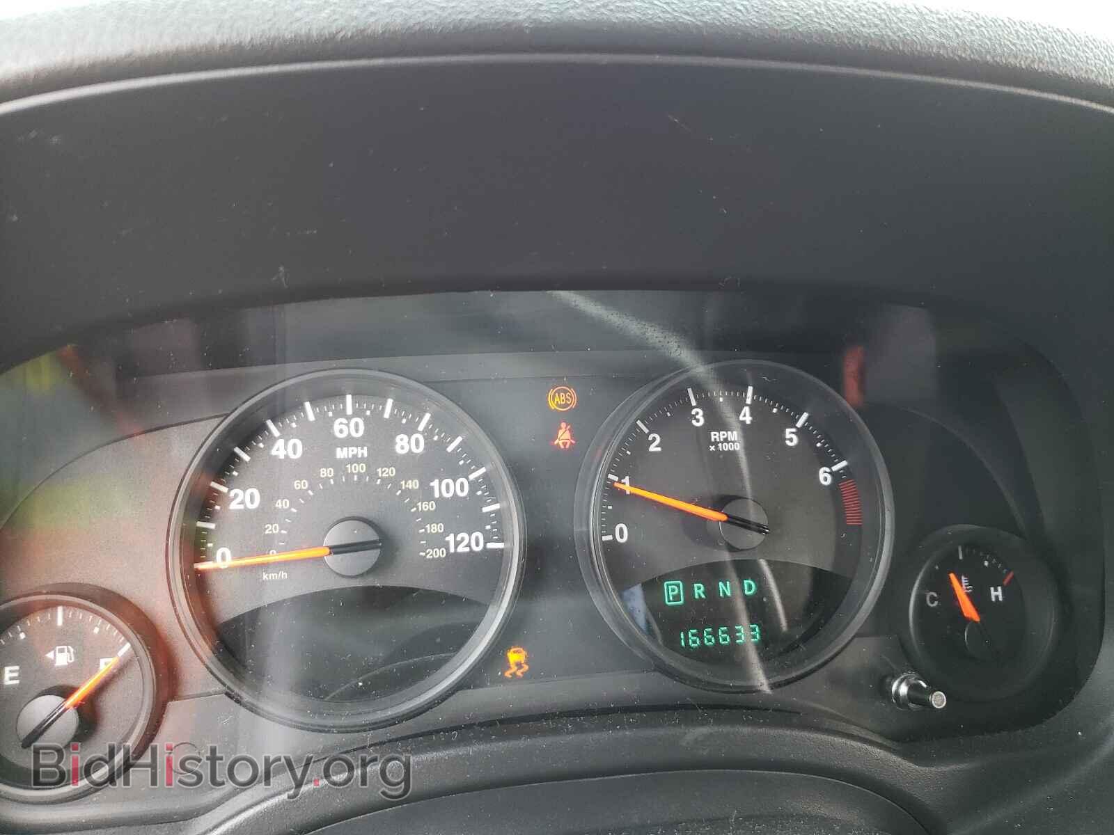 2011 JEEP COMPASS - VIN: 1J4NF1FB6BD278006 - Photo 8