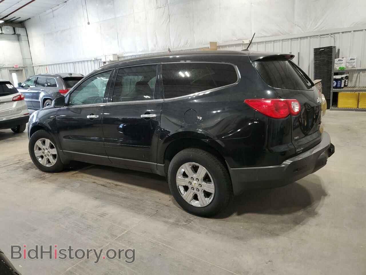 2012 CHEVROLET TRAVERSE - VIN: 1GNKVGED9CJ163329 - Фото 2