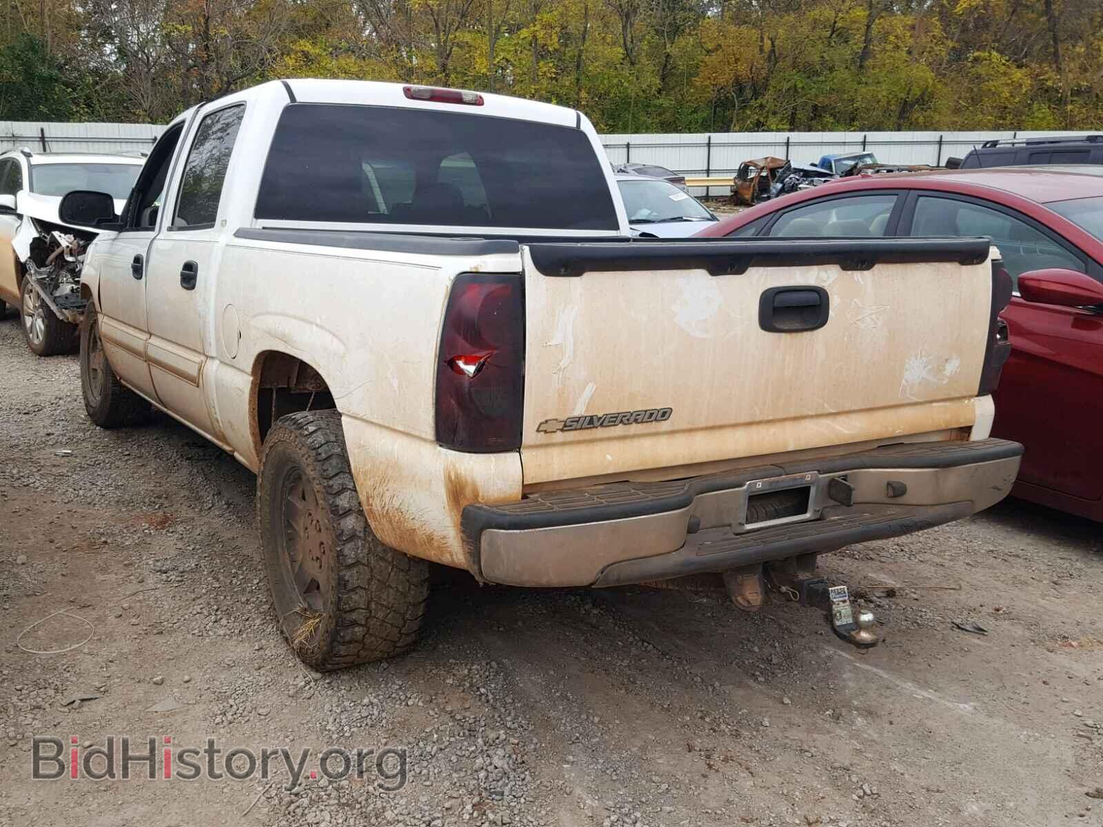 2006 CHEVROLET SILVERADO - VIN: 2GCEC13Z761267355 - Фото 3