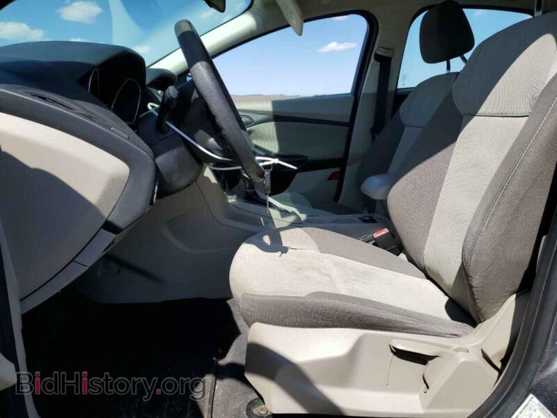2012 Ford FOCUS (VIN 1FAHP3F2XCL117229) — photo 7 of 12