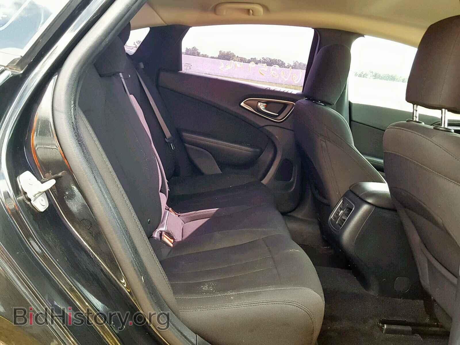 2016 CHRYSLER 200 - VIN: 1C3CCCAB7GN108865 - Photo 6