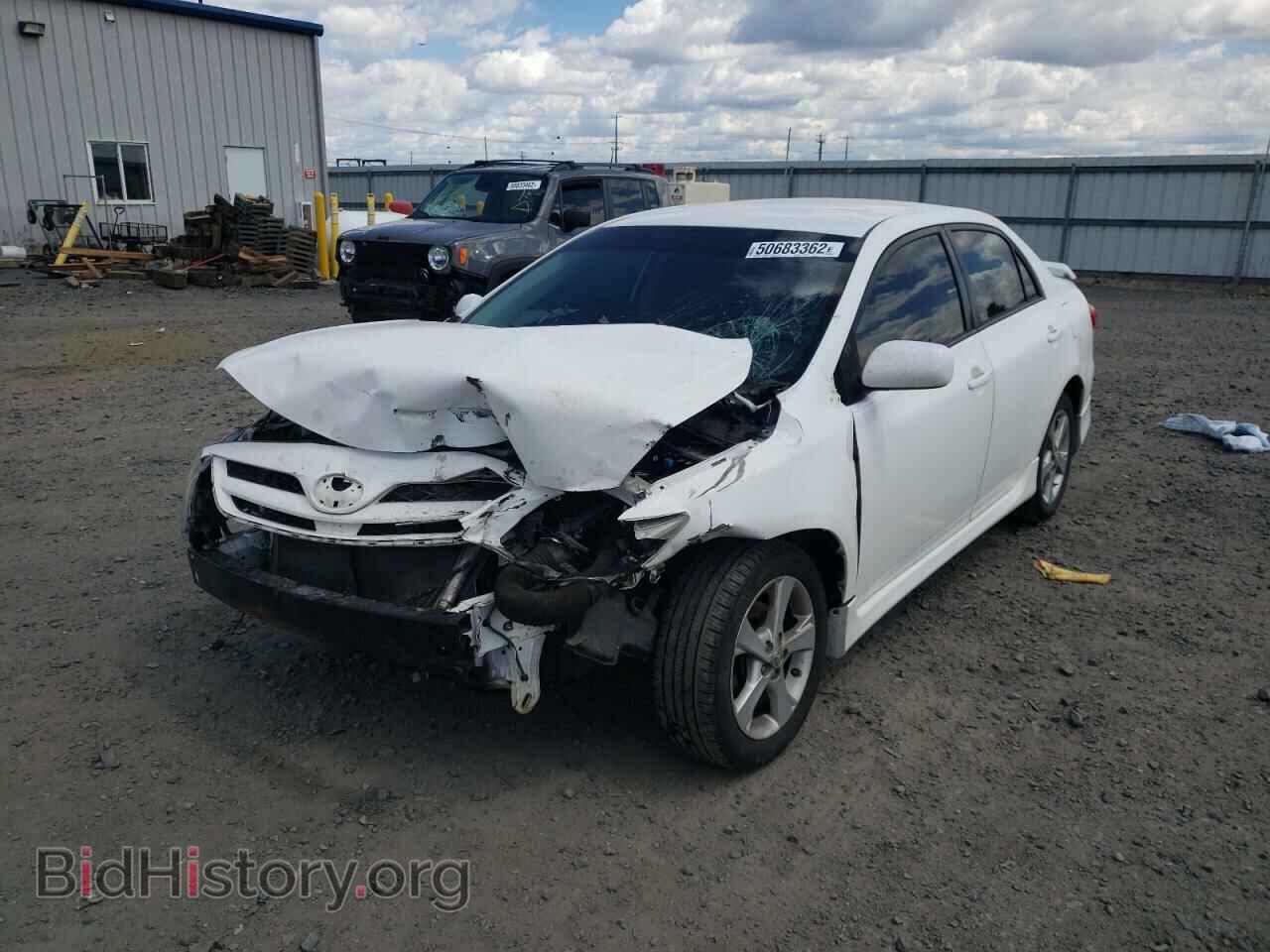 2011 TOYOTA COROLLA - VIN: 2T1BU4EE0BC659598 - Фото 2